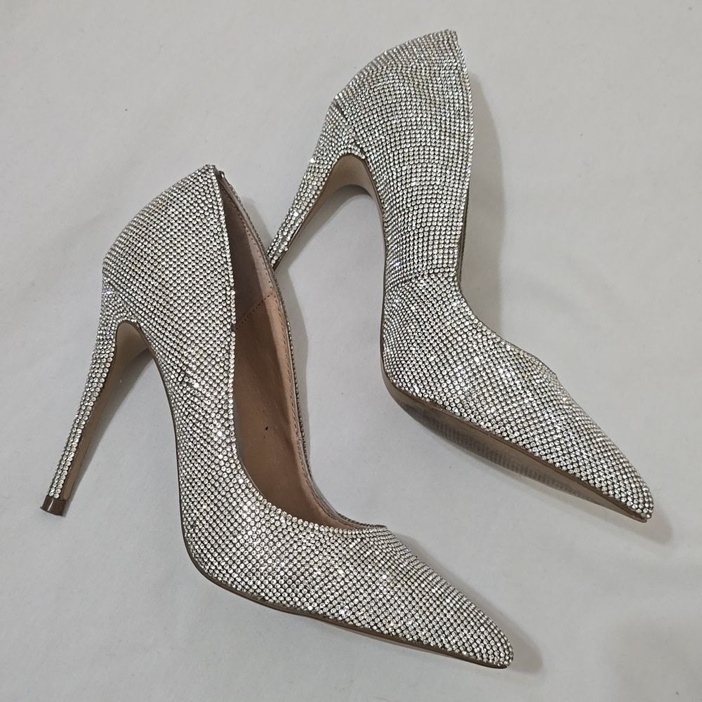 Steve Madden Daisie Crystal Pump Heels Size: 7